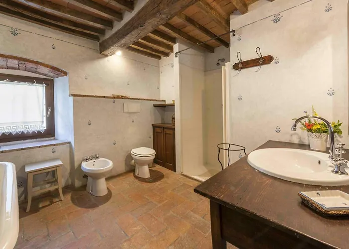 Madonnuccia By Mmega Falcigiano