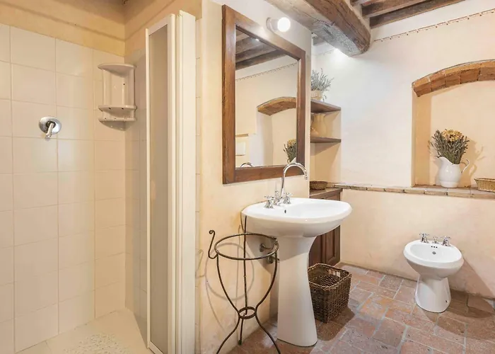 Madonnuccia By Mmega