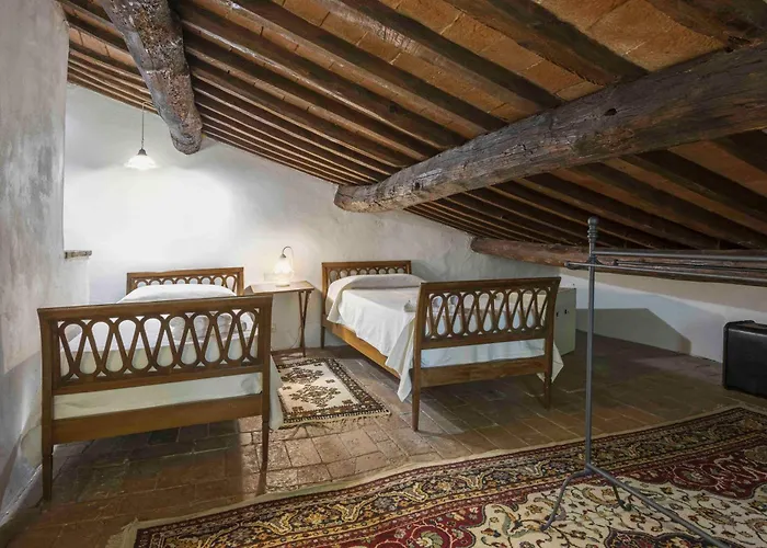 Madonnuccia By Mmega فيلة