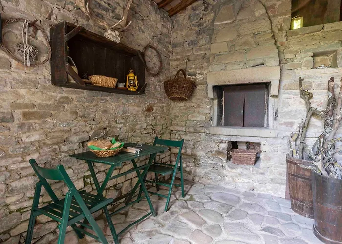 Madonnuccia By Mmega *